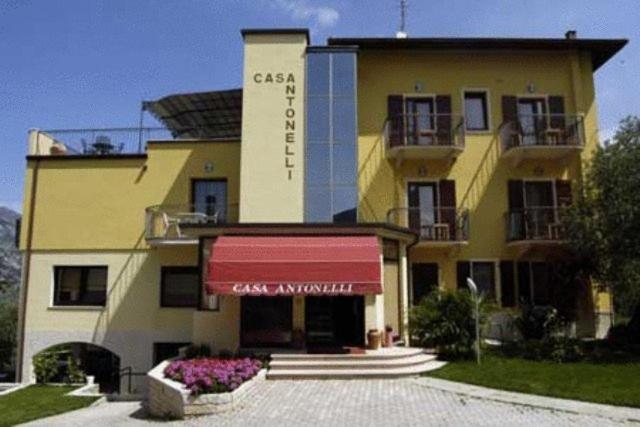 מלון מאלצ'סינה Casa Antonelli מראה חיצוני תמונה